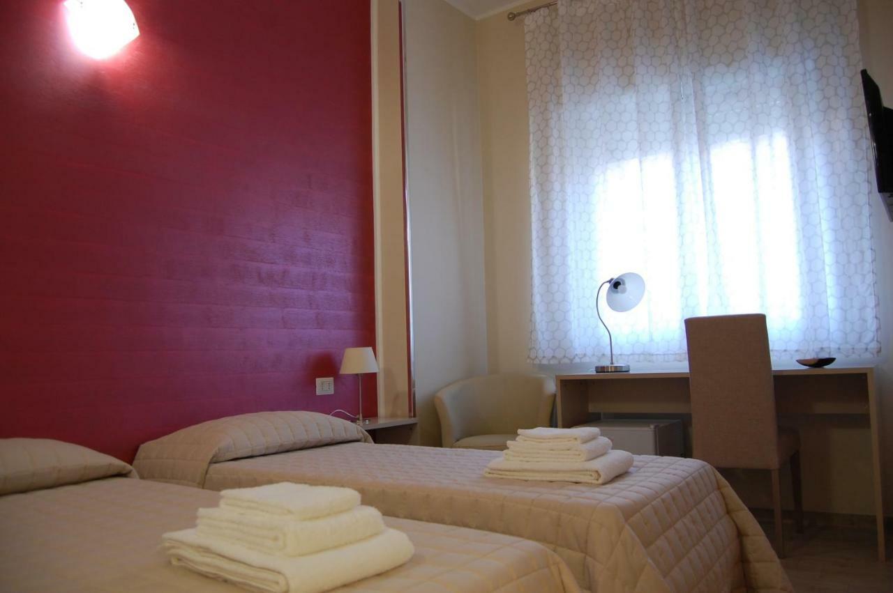 B&B Del Corso San Cataldo  Buitenkant foto
