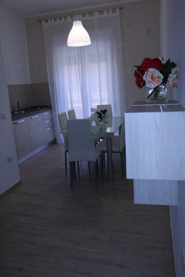 B&B Del Corso San Cataldo  Buitenkant foto